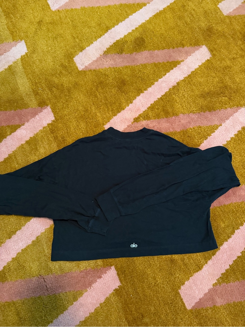 Alo Black Long-Sleeve Crew Sweatshirt